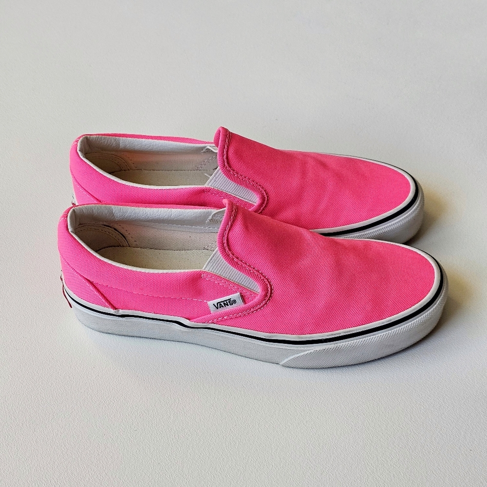 Vans Classic Slip-On Neon Pink Canvas Sneakers Women’s 6.5 Skate Casual - Picture 2 of 10
